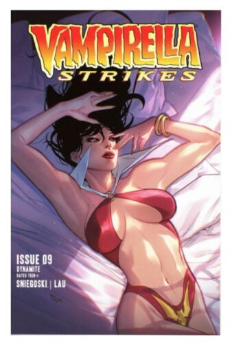 Vampirella Strikes (3rd Series) Dynamite | Segovia Variant